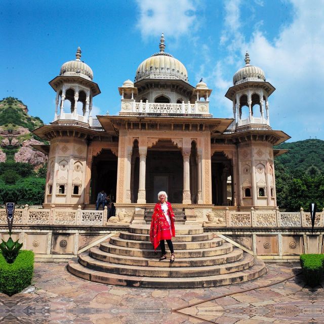 Jaipur: Full-Day Sightseeing Tour with Guide and Lunch - Panna Meena ka Kund: the stop that changes how you see Jaipur