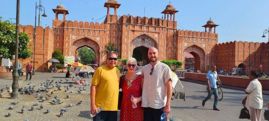 Jaipur: Full-Day Sightseeing Tour with Guide and Lunch - City Palace Complex: royal residence turned museum space