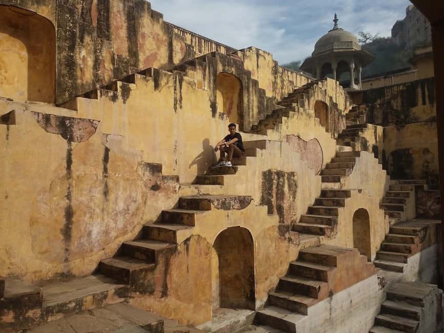 Jaipur: Full or Half-Day City Sightseeing Guided Tour - Amber Fort and Sheesh Mahal: where mirrors meet fort life