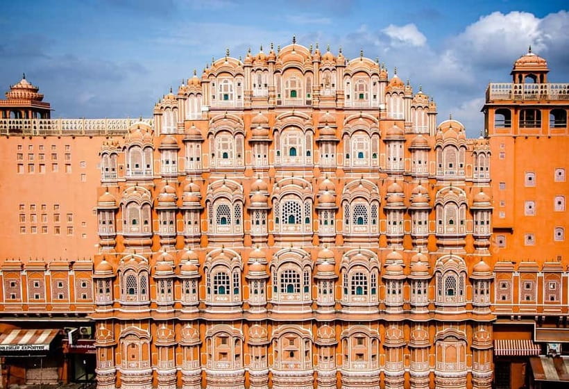 Jaipur: Guided History Walking Tour with Food Tasting - What You’ll Learn Beyond the Buildings: Customs, Spiritual Beliefs, and Everyday Life