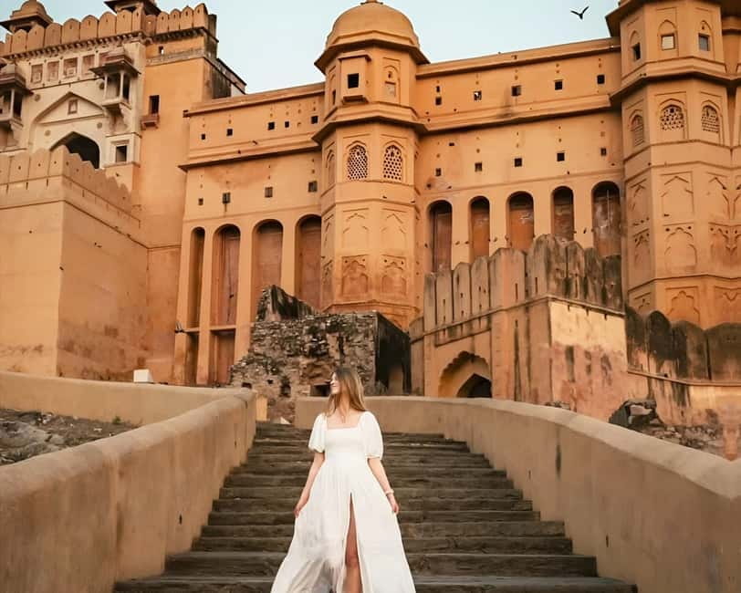 Jaipur: Half-Day Guided Sightseeing Tour with Flower Market - Gaitor Ki Chhatriyan: a quieter, heavier stop