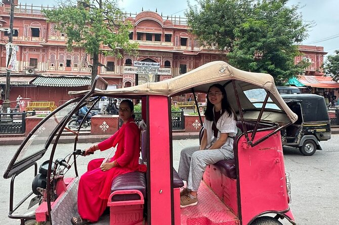 Jaipur Half-Day Heritage Tour by Women-Driven E-Rickshaw - Key highlights to know before you go