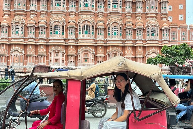 Jaipur Half-Day Heritage Tour by Women-Driven E-Rickshaw - Flower Market at dawn: colors, smells, and a great start