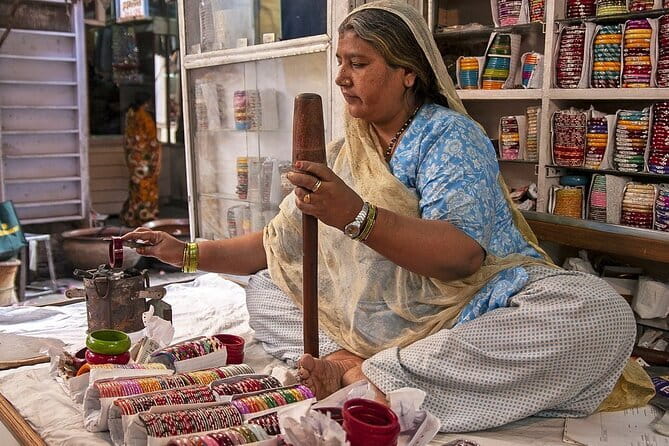 Jaipur Heritage and Old Market Shopping Tour - Is this tour worth $16 for a half-day in Jaipur?