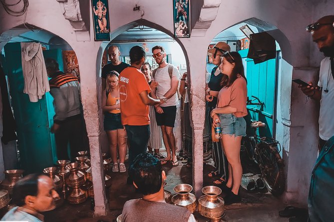 Jaipur Heritage Walking Tour - Isarlat Sargasooli: where the details are the whole point