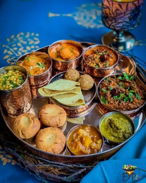 Jaipur Home Cooking Experience with Authentic Lunch/Dinner - What you’ll eat: a full lunch or dinner with veg and non-veg