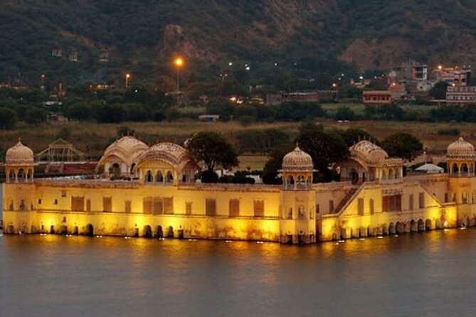 Jaipur in a day - Getting Set Up: Pickup, Private Vehicle Options, and Comfort