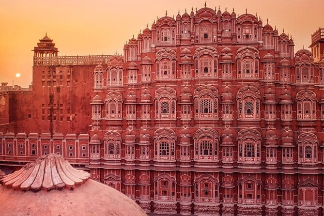 Jaipur Instagram Tour of Photogenic Spots - Pickup, car or tuk-tuk, and why the driver matters