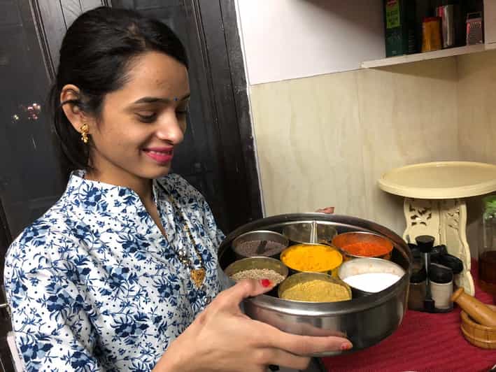 Jaipur: Interactive Cooking Class with a Local Family - Stepping Into a Jaipur Home Kitchen (Not a Demo Kitchen)
