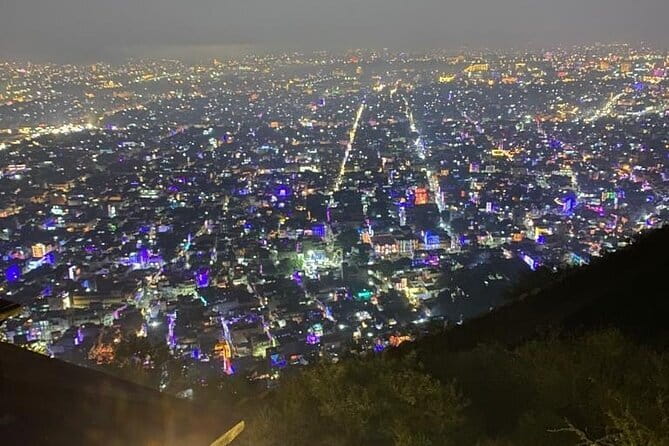 Jaipur Nahargarh Fort Sunset and Night City Tour - The vehicle and your guide team: comfort, safety, and good spotting