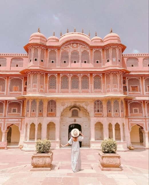 Jaipur: Night Open Jeep Safari with City Lights & Palaces - City Palace entrance costs: why you should plan your paid stops