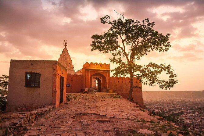 Jaipur Night Tour with Scenic Sunset at Monkey Temple - Why a 4-hour Jaipur night loop works so well