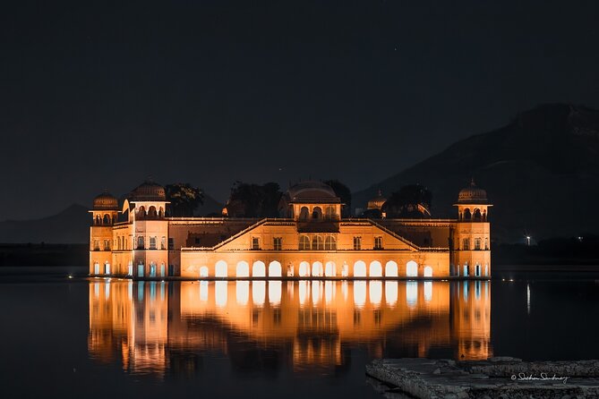 Jaipur Night Tour with Scenic Sunset at Monkey Temple - Birla Mandir after dark: a calm white marble start