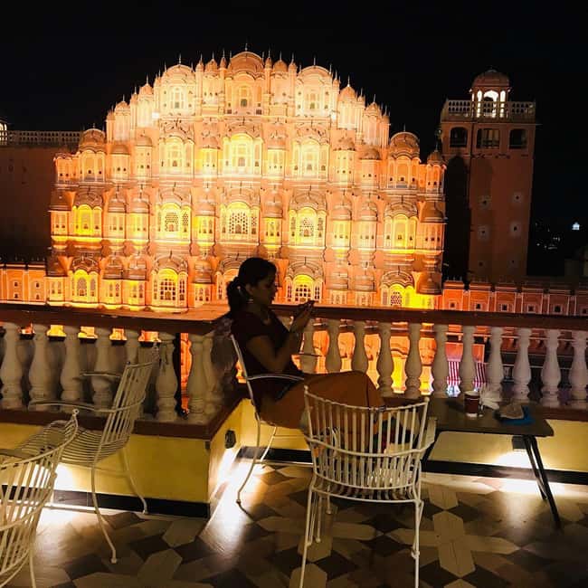 Jaipur Night Wonders: A Guided Night Walking Tour - From Hawa Mahal to Albert Hall Museum: Easy Route Flow