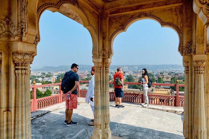 Jaipur No Shopping Guided Sightseeing Tour with Heritage Walk - Amer: walking the inner lanes before you see the big fort