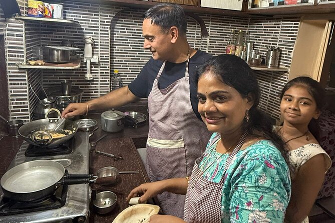 Jaipur Pink City Cooking Class - Welcome Drink and Spice Lessons Before You Start Cooking