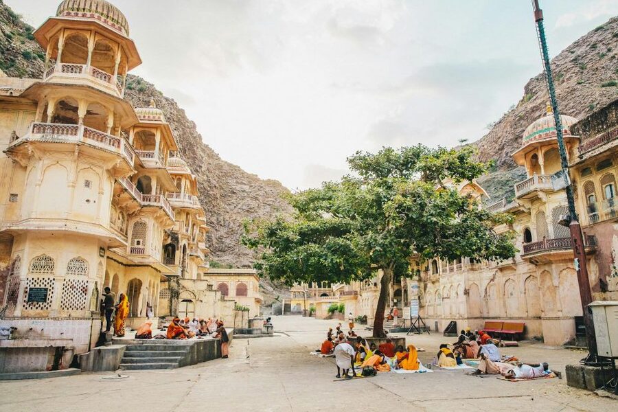 Jaipur: Private City Tour with Car, Guide, Tickets & Lunch - What a good guide changes in Jaipur