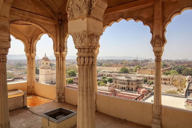 Jaipur: Private City Tour with Car, Guide, Tickets & Lunch - Lunch time: the option that keeps the day stress-free