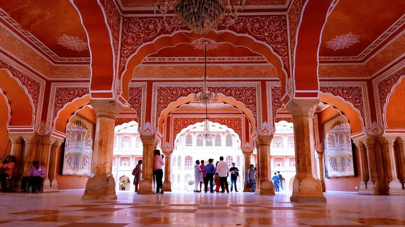 Jaipur: Private Full Day City Sightseeing Tour with Guide - Jal Mahal over Man Sagar Lake, then Gaitor Ki Chhatriyan