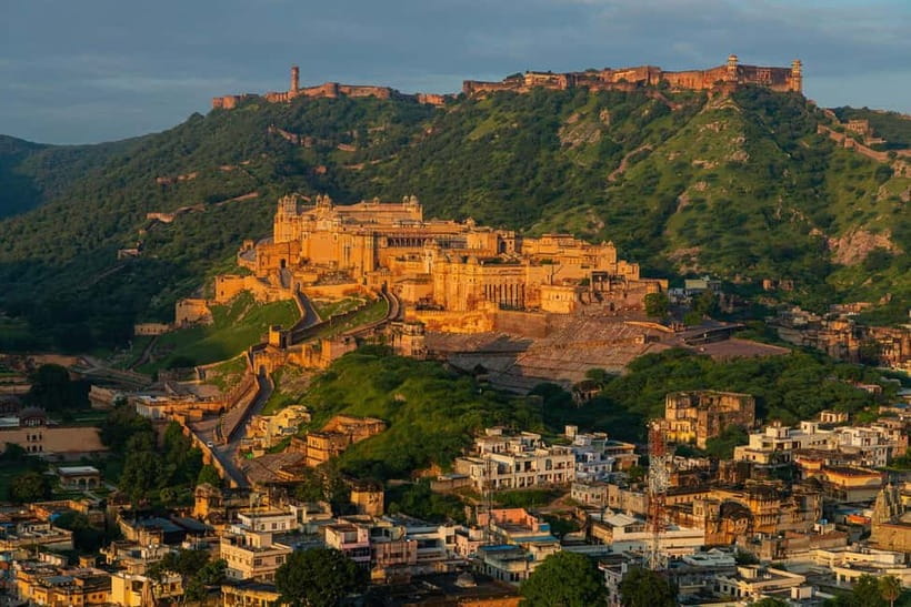 Jaipur: Private Full Day City Sightseeing Tour with Guide - Shopping time that doesn’t have to feel like a trap
