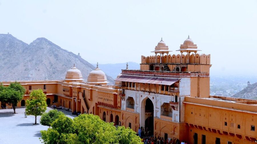Jaipur: Private Full Day City Sightseeing Tour with Guide - Transport and guide quality: what really changes the day