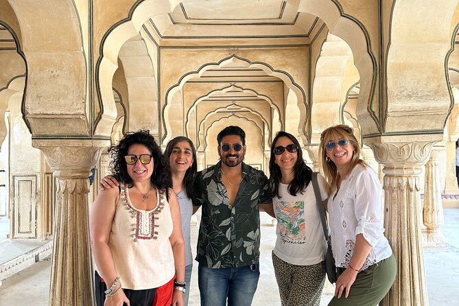 Jaipur Private Full Day City Tour with Pick Up and Drop Off - Hawa Mahal: The Five-Story Palace of Winds
