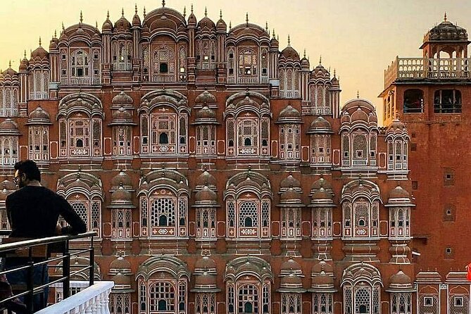 Jaipur Private Full-Day Sightseeing Tour By Car - Hawa Mahal: the Palace of Breeze and its best angles