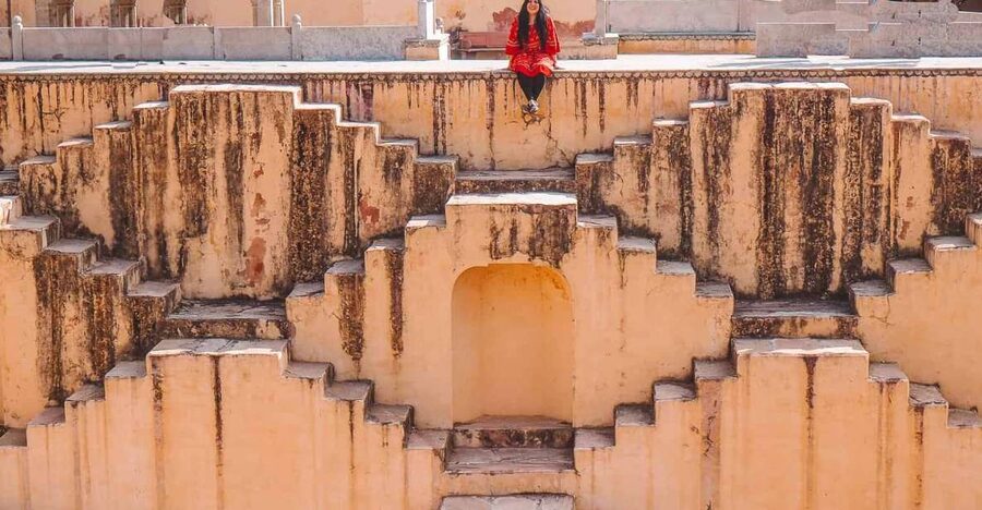 Jaipur: Private Full Day Sightseeing Tour By Car with Guide - Amber Fort: the big-ticket experience (and how to pace it)