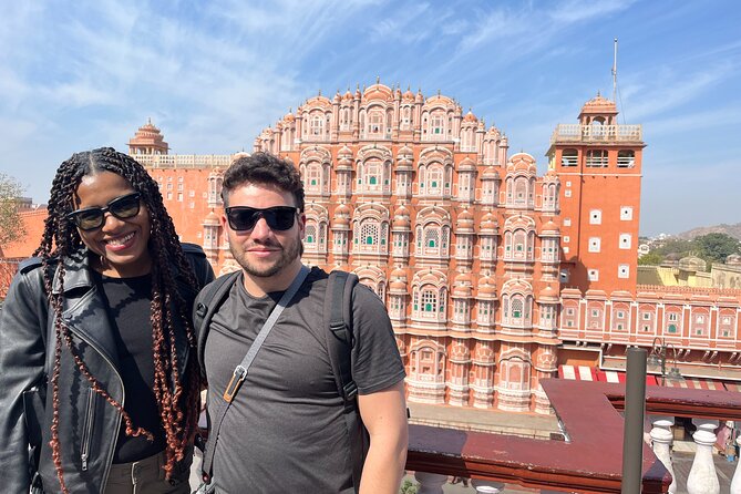 Jaipur Private Full Day Sightseeing Tour with Guide by Car - City Palace of Jaipur: Mughal and Rajput Styles in One Royal Complex