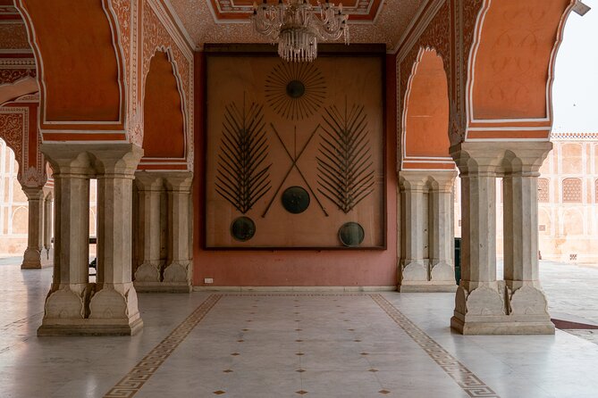 Jaipur Private Full Day Tour w/ AC Car & Guide (Eng, Esp, Fr, It) - Amber Palace plus Jaipur’s water stories: the best balance of drama and calm
