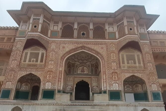 Jaipur: Private Guided Full Day tour Of Jaipur - A private guide for the Pink City in 5 to 6 hours