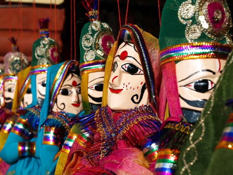 Jaipur: Private Shopping Tour with Block Printing Workshop - Getting around: car vs tuk-tuk, plus photo stops