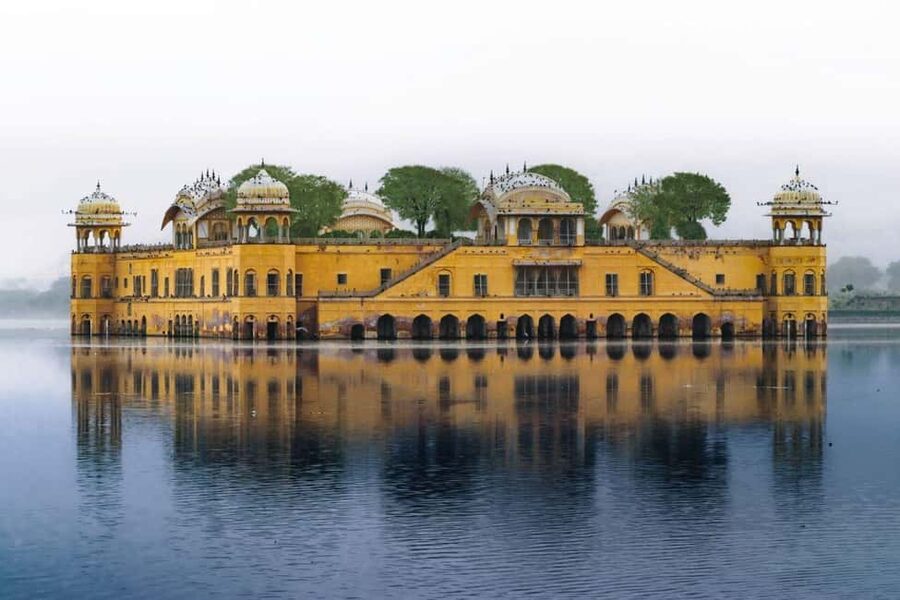 Jaipur: Private Sightseeing Day Tour with Guide by Car - Practical Tips for Getting the Most From Your Guide and Car