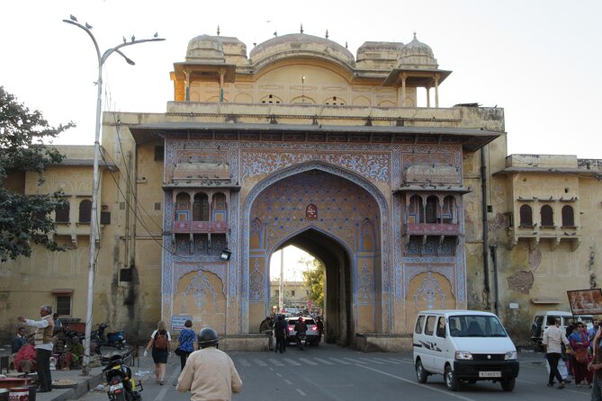 Jaipur Private Sightseeing Full Day Tour By Car and TukTuk - City Palace and Jantar Mantar: royal rooms and UNESCO science