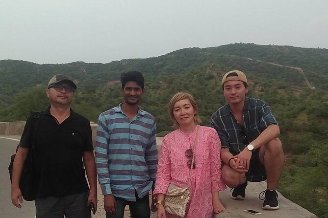 Jaipur Private Sightseeing Tour – All-Inclusive with Car & Guide - Hawa Mahal and the honeycomb facade
