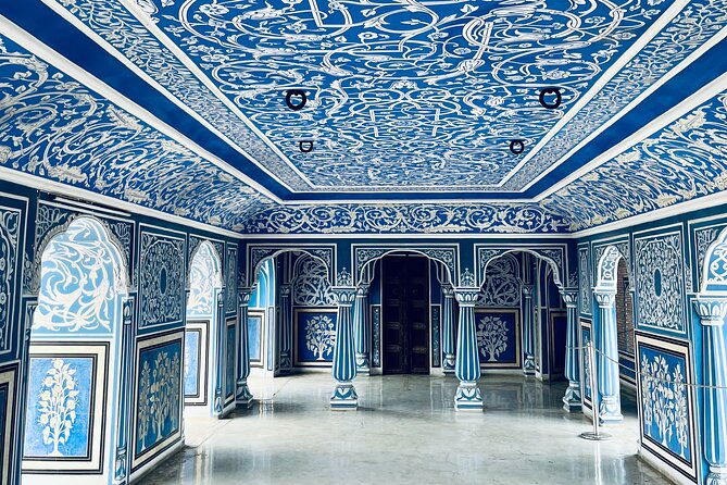Jaipur Private Sightseeing Tour with Car and Guide - Gatore Ki Chhatriyan: cenotaphs of the Kachwaha kings