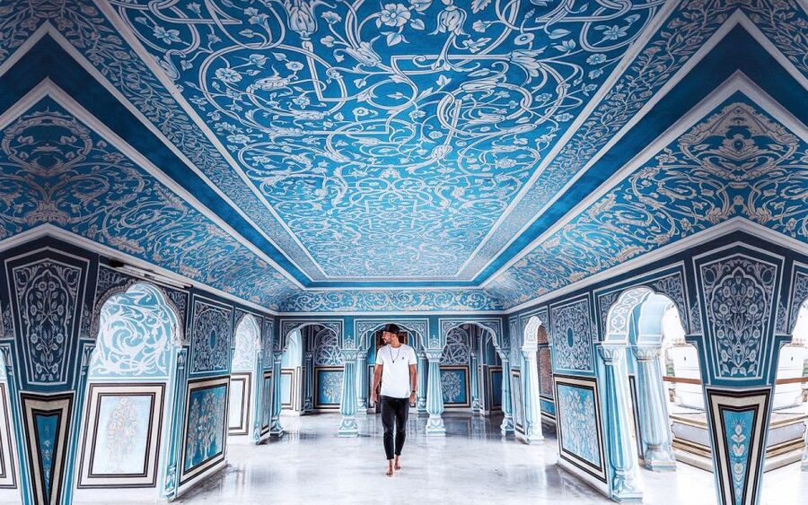 Jaipur: Private Tour for Instagram and Photography Lovers - Panna Meena ka Kund: geometric staircases for pattern lovers
