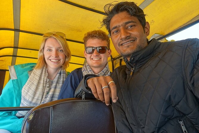 Jaipur Private Tuk Tuk Tour – Full-Day jaipur City Sightseeing - Royal Gaitor Tumbas: a respectful 45-minute pause
