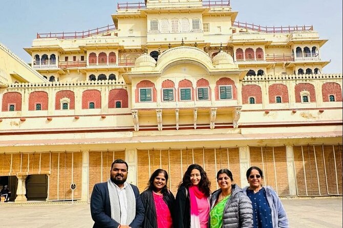 Jaipur Rickshaw Tour Jantar Mantar City Palace - Hawa Mahal: 953 jharokhas and the purpose behind the design