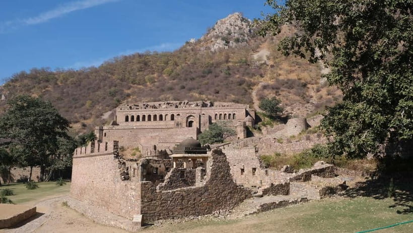 Jaipur: Same-Day Bhangarh Fort & Chand Baori Stepwell Tour - What the Private Format Changes (For Better and For Worse)