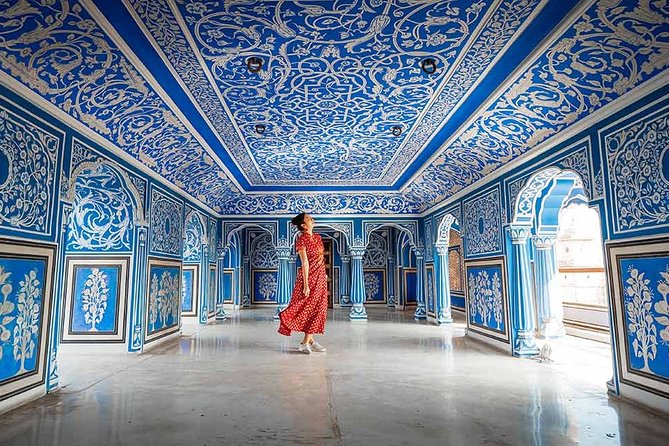 Jaipur Sightseeing Day Trip With Tour Guide - Meet Raj Kumar Gupta: the human thread through Jaipur