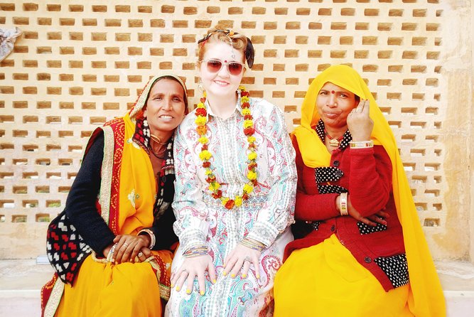Jaipur Sightseeing & Shopping Tour by Private Car with Guide - What you’ll pay beyond the $16 tour price
