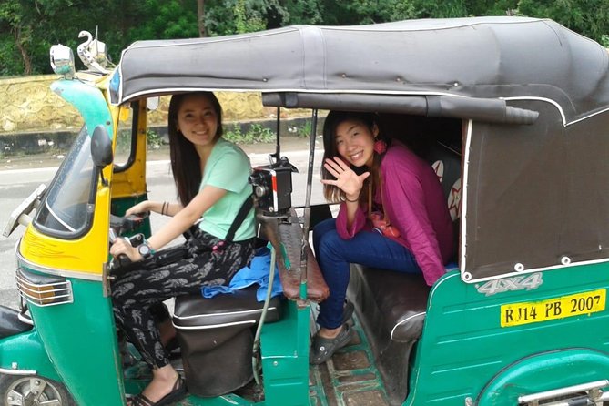 Jaipur Sightseeing Tuk-Tuk Tour - Getting picked up and staying on time without stress