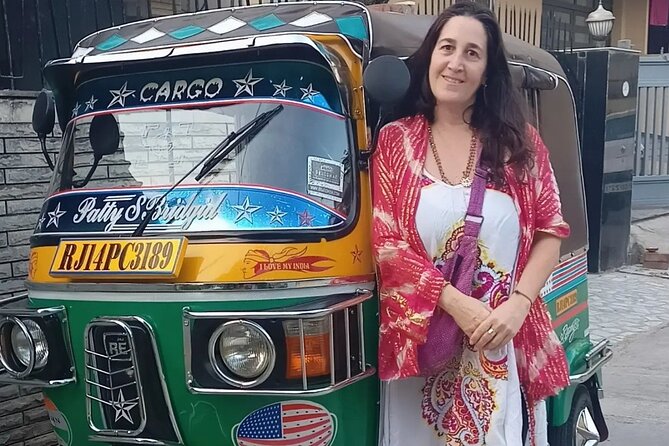 Jaipur Sunrise Tour with Morning Flower Market Walk - How the private transport actually helps you enjoy Jaipur