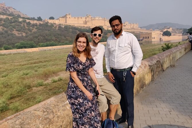 Jaipur Tour By Car & Guide - Private Full Day Sightseeing with Tickets - Hawa Mahal: 15 minutes for the iconic facade