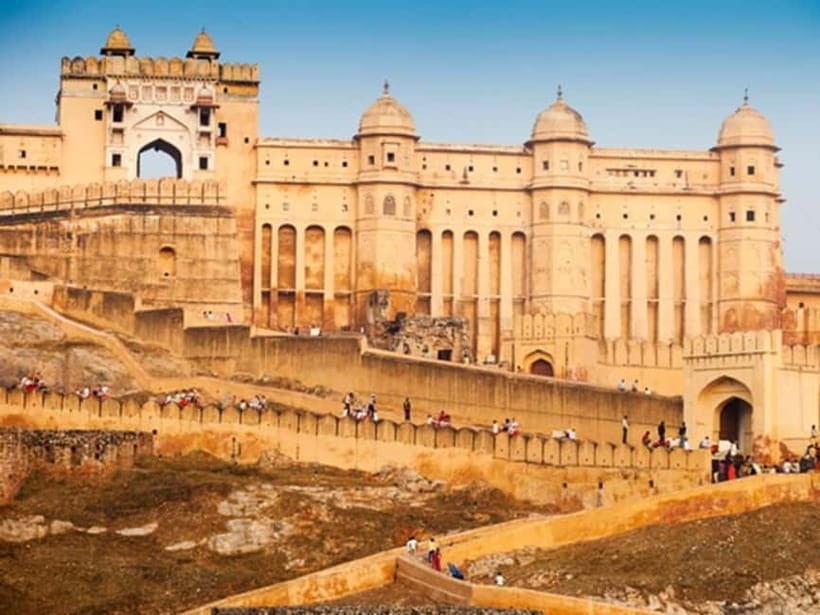 Jaipur Tour ( Pink City ) by Car From Delhi - All Inclusive - Stop 2: City Palace (about 1 hour guided) for royal courtyards and collections