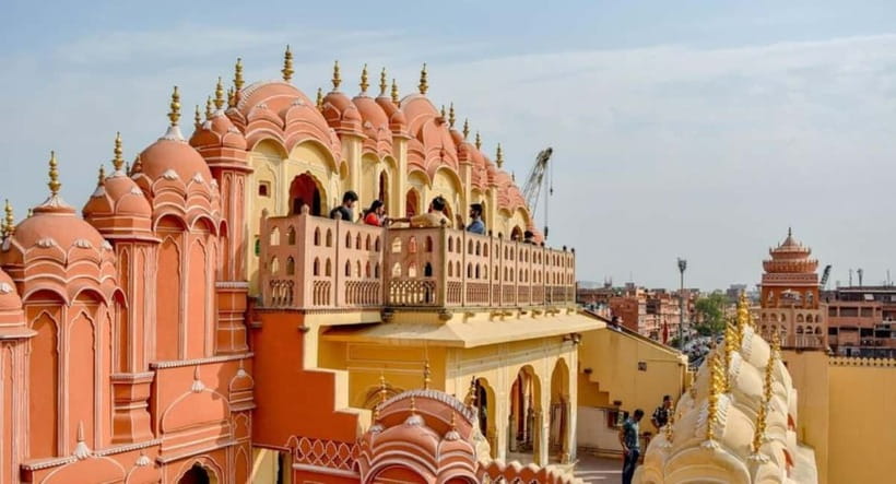 Jaipur Tour ( Pink City ) by Car From Delhi - All Inclusive - Lunch and shopping time in Jaipur (about 1 hour)