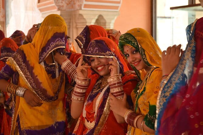 Jaipur Tour with Monkey Temple and Block Print Experience - Royal Gaitor Tumbas, Jal Mahal, and Panna Meena ka Kund