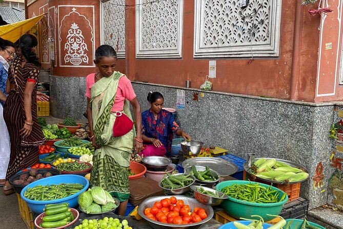 Jaipur walking tour. - Why a morning walking tour in Jaipur feels different