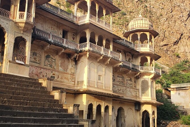 Local breakfast & full city tour by TukTuk - TukTuk-Style Touring: Why This Format Works in Jaipur